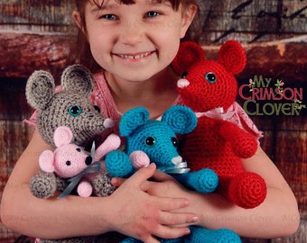 Mouse Crochet Pattern - Squeaks The Mouse - Amigurumi
