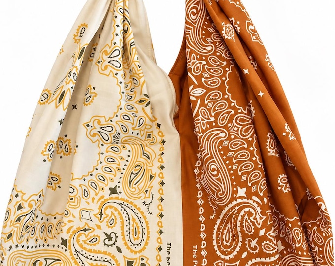 Knotted Bandana Hobo Bag: Two-Tone Orange & Crean Paisley Tote (18" x 16")