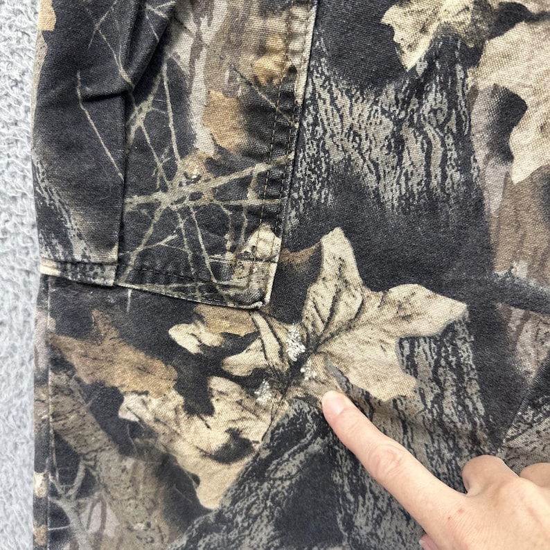 Pantalones cargo vintage de camuflaje Mossy Oak, estilo grunge/gorpcore, talla mediana x 32 para hombre. imagen 2