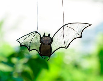 Stained Glass Bat Suncatcher | Gothic Halloween Window Hanging | Spooky Home Decor | Bat Lover Gift