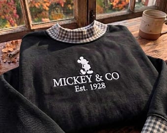 Retro Mickey & Co 1928 geborduurde gingham sweater, vintage Mickey Mouse coltrui, outfit voor een familietrip naar Disney World