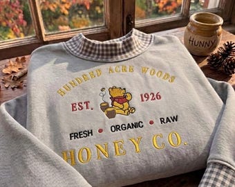 Geborduurd Winnie de Pooh Honderd Acre Bos Honey Co-sweatshirt, vintage Pooh Bear geruite coltrui, outfit voor een Disney-reis