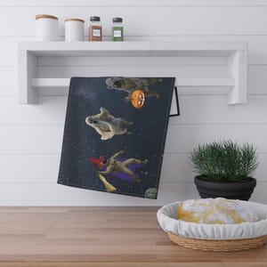 Spooky Halloween Tea Towel: Whimsical Ghost Kitchen Decor