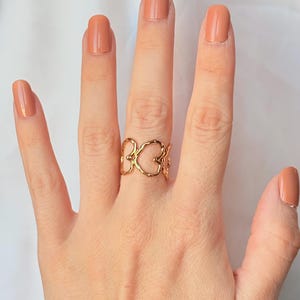 Herzring aus goldenem Edelstahl - Verstellbarer Herzring aus goldenem Stahl - Trendiger Modering - Minimalistischer Damenschmuck - Originelles Geschenk