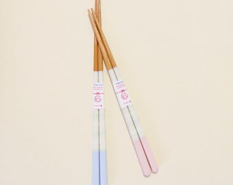 Juego de palillos de madera hechos a mano, caja de regalo de boda lacada tradicional