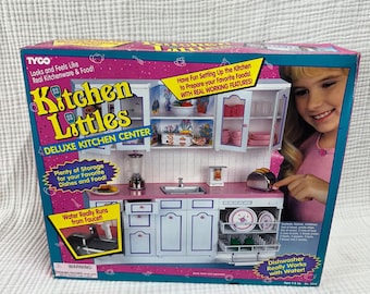 1996 Tyco Kitchen Littles Deluxe Kitchen Center new in box sealed contents