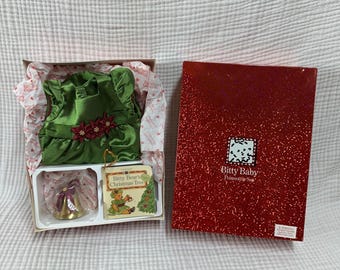 American Girl Bitty Baby 2001 Poinsetta Set Dress Shoes Hat Tights Book Bell NEW