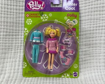 VTG 2003 Polly Pocket Winter Cool doll & fashion outfits Target exclusive New