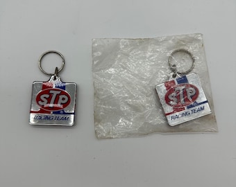 STP Racing Team Motor Oil Advertising Acrylic Square Key Fob Lot of 2 NEW