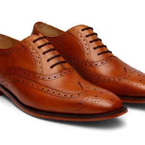 Zapatos Oxford con punta de ala, hechos a mano, de cuero marrón tostado, para hombre, zapatos de vestir formales marrones