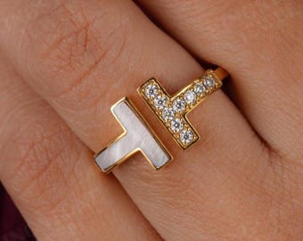 T Bar Lab Diamond Ring | 14K Rose Gold Stackable Moissanite Band