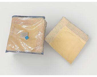 Servilletas vintage con ribete de encaje, lote de 7, 100% algodón, 40x40 cm, color amarillo, nuevas y en excelente estado.