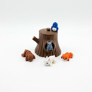 Woodland Stump CritterPod™ Playset | Screen-Free Imaginative Play