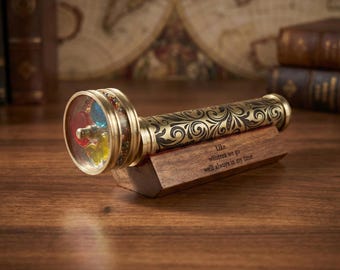 Handcrafted Brass Kaleidoscope with Engraved Floral Wooden Stand – Vintage Optical Desk Toy Gift