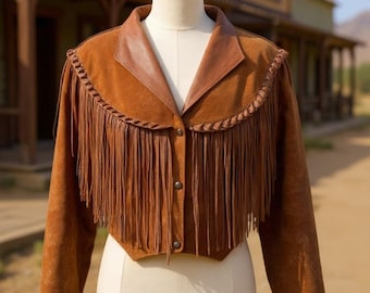 Chaqueta vaquera de gamuza con flecos de los años 70: estilo bohemio y vaquera vintage