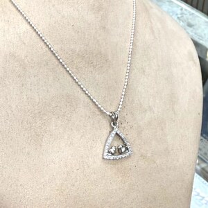 Silver Triangle Pendant Necklace – Dainty Geometric Jewelry with Crystal Accents, Minimalist Everyday Necklace, Elegant Gift for Her