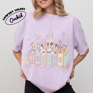 Vintage Comfort Colors® Pastel Magical Castle Snacks-shirt, retro Coquette-T-shirt Mickey & Friends, Disneyland-gezinsvakantie-uitstapje 2026 Shirts Orchid