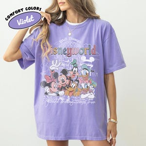 Vintage Comfort Colors Walt Disney World Est 1971-skjorta, Disney-tröja med familjesemester 2026, Disney-grupptröja, Retro Disneyworld-tröja Violet/Purple