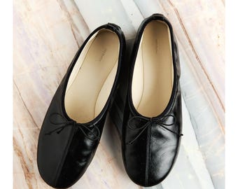 Ballerina's van kalfsleer | Strikdetail voorkant | Geribbelde elastische bovenlijn | Damesschoenen | MRS Studios