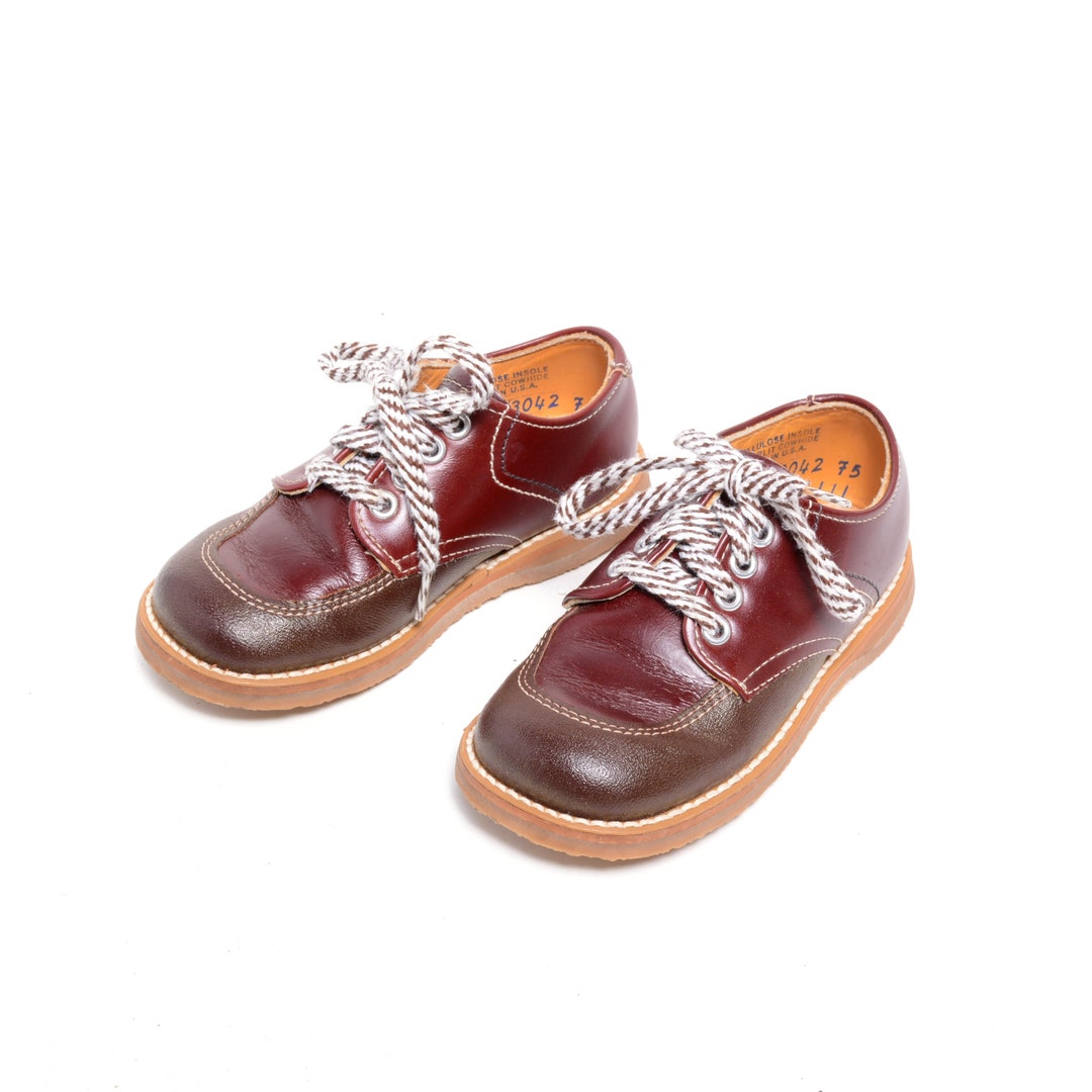 Vintage 60s 70s Moc Toe Shoes NOS Deadstock Brown Leather Thom