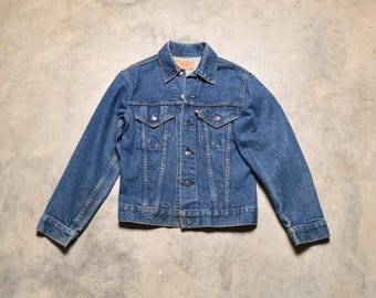 vintage 70s 80s Levi's denim jacket vintage Levis dark wash trucker jacket men women unisex XS extra small 34 USA