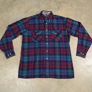 vintage 80s flannel shirt jacket purple blue yellow red plaid 1970 men menswear Van Heusen Winterweights M medium shacket