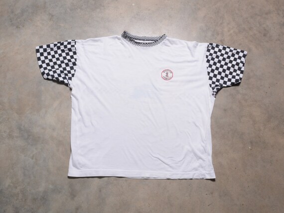 Vintage 90s Benetton T-shirt Formula 1 Checkered Flag Sleeve