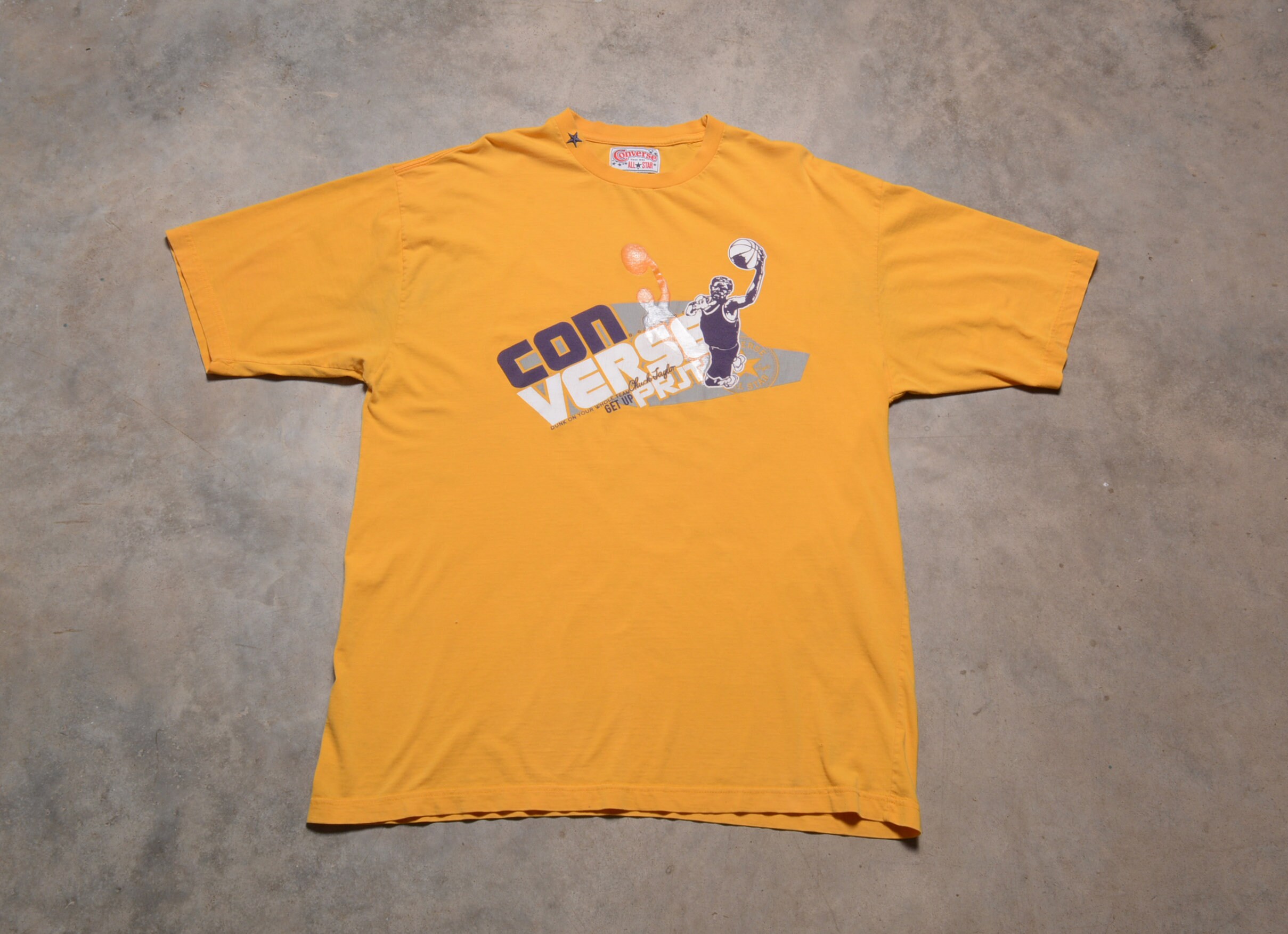 Chuck taylor hotsell t shirt orange