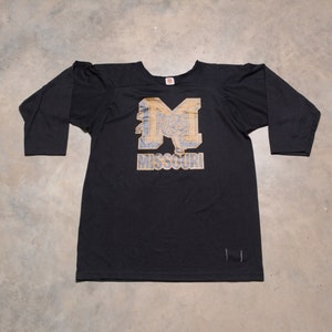 vintage 70s athletic jersey t-shirt 1970 Medallion Missouri Tiger raglan men women unisex M/L