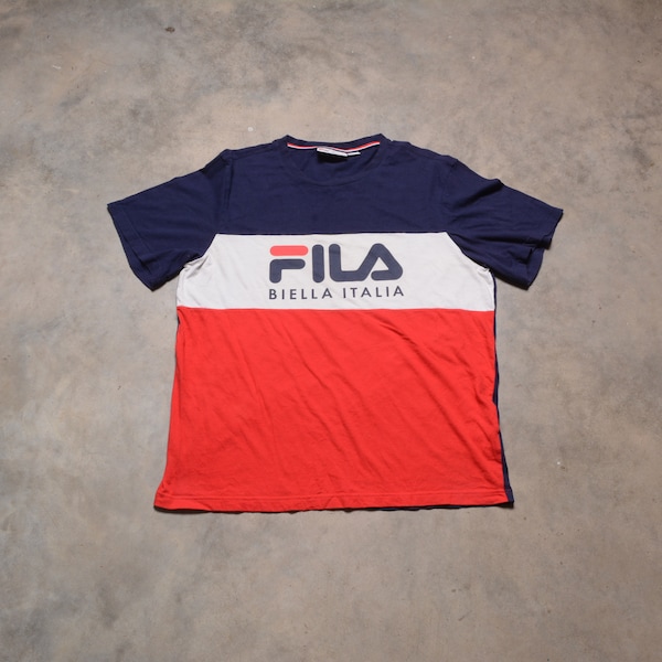 vintage 90s 00s y2k Fila Biella Italia t-shirt red white blue spell out logo 1990 2000 men women unisex L/XL