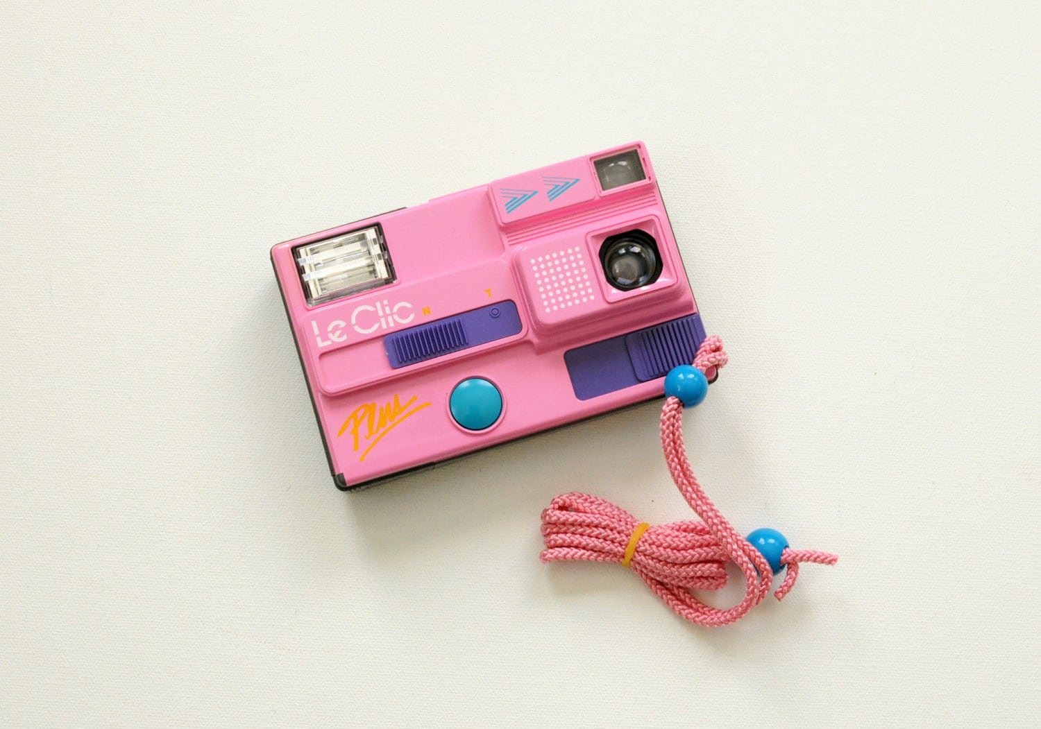 Vintage 80s Le Clic Plus Pink Camera Disc Film Orginal Case With