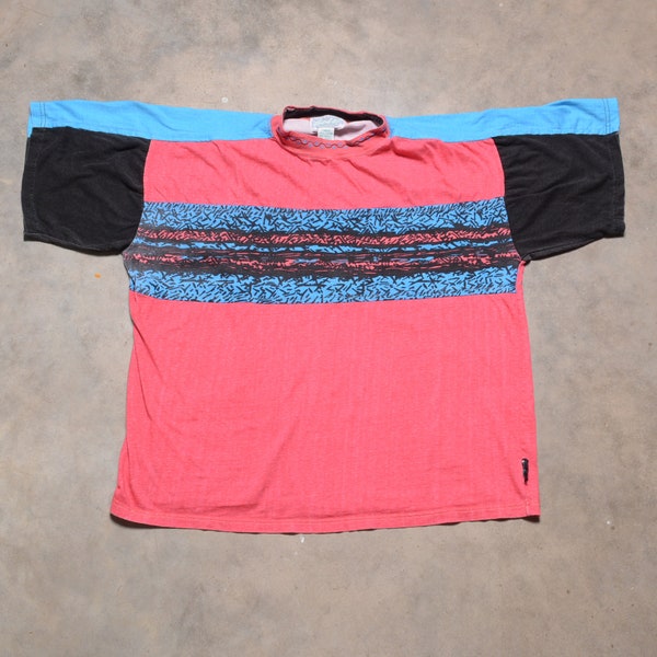 vintage 90s Lightning Bolt t-shirt pink black blue color black abstract pattern 1990 tee shirt surf skate beach ocean L large