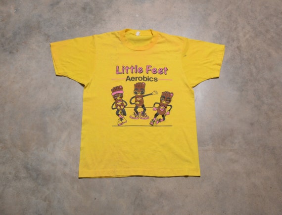 Vintage 80s Little Feet Aerobics T-shirt California Raisin Style