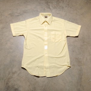 vintage 70s polyester dress shirt solid pale yellow 1970 men menswear Sutton Knits M/L 15 1/2