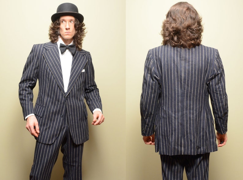 vintage men suit 70s wide lapel suit black pinstripe suit Pierre Cardin wide leg pant gangster pimp 1970 menswear 39-40R France