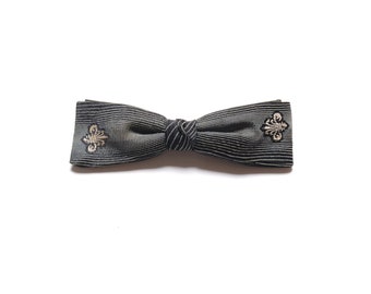 vintage 50s bow tie black white stripe fleur de lis clip on bowtie 1950 men menswear accessory