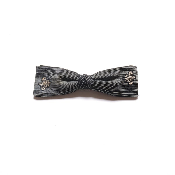 vintage 50s bow tie black white stripe fleur de lis clip on bowtie 1950 men menswear accessory