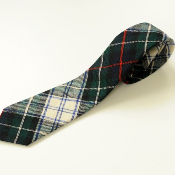 vintage tartan plaid tie Scottish 100% wool green blue white red necktie 3" Gael