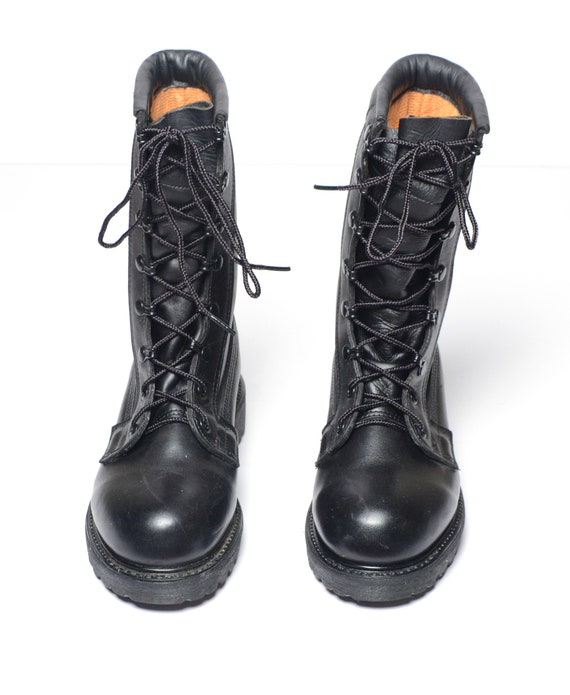 combat boots size 4