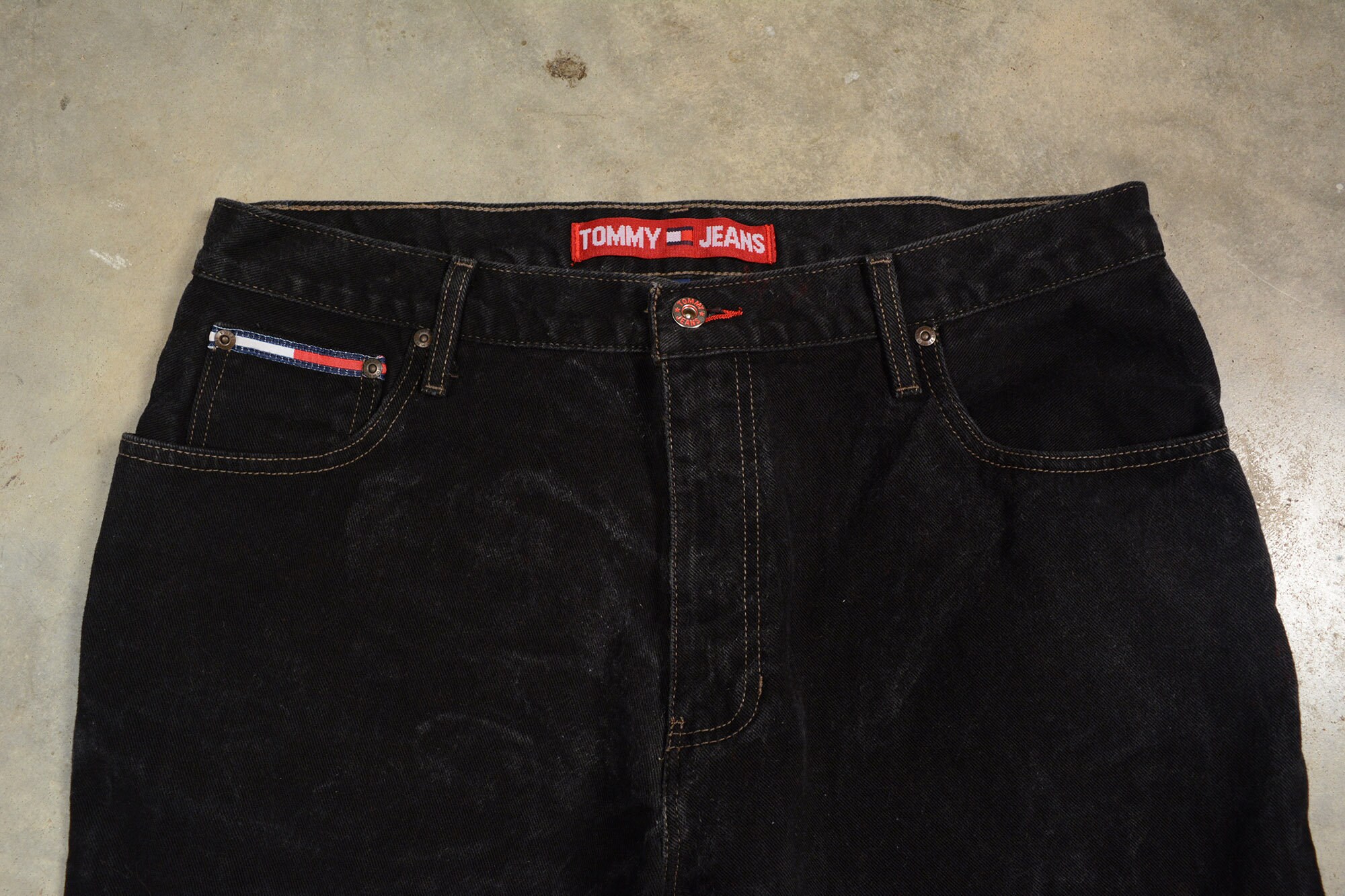 Tommy hilfiger cheap 90s baggy jeans