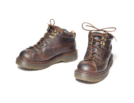 dr martens 8287