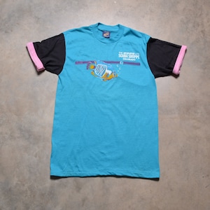 vintage 80s The Scuba Shoppe t-shirt Colorado scuba diving tropical fish teal pink black color block tee shirt S small