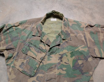 Vintage 60s Camo Jungle Jacket US Military USMC Slant Pocket