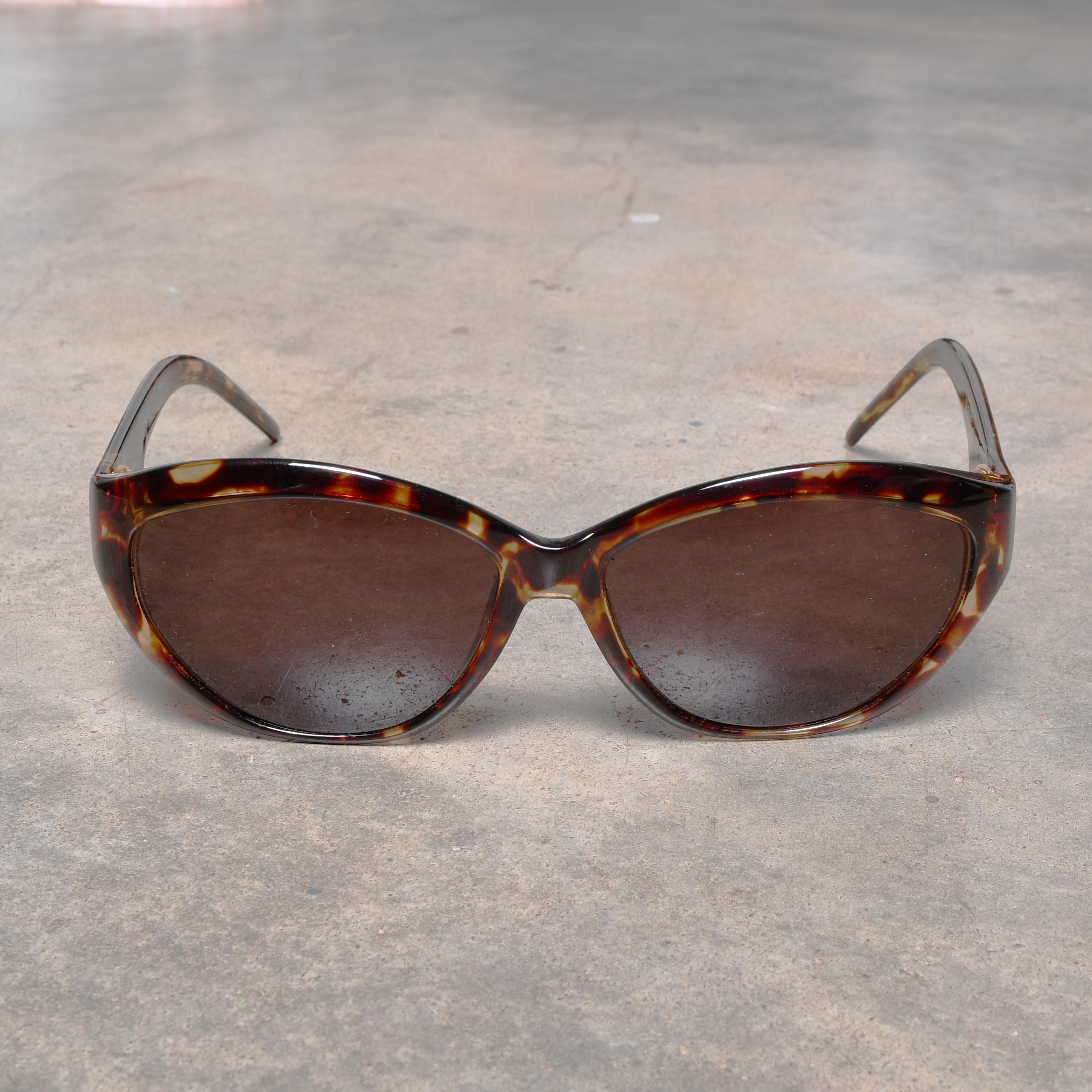 Vintage Laura Biagiotti Sunglasses Tortoise Tortoiseshell 