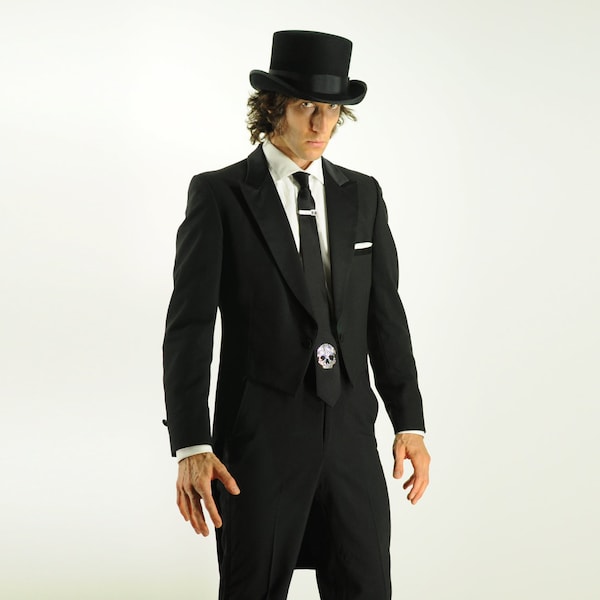mens vintage tuxedo jacket tailcoat Pierre Cardin vampire wedding peak lapel black tie slim 38R 40R