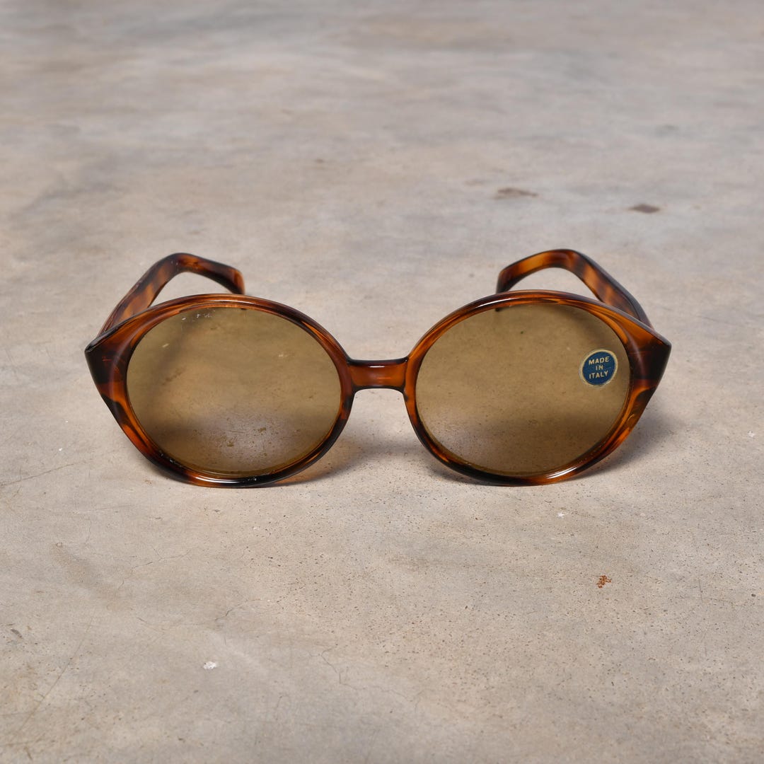 Vintage 70s Oversize Sunglasses 1970 Round Bugeye Men Women  display picture 1