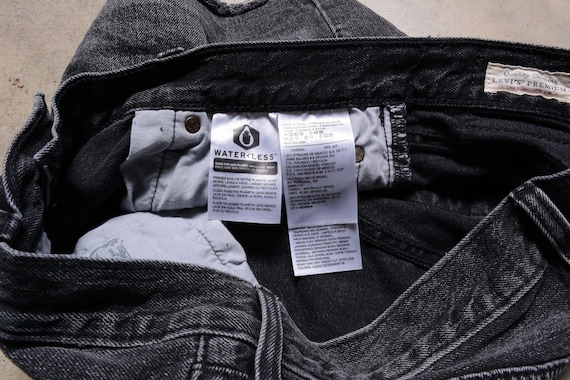 vintage Levi's Premium jean shorts 501 button fly… - image 3