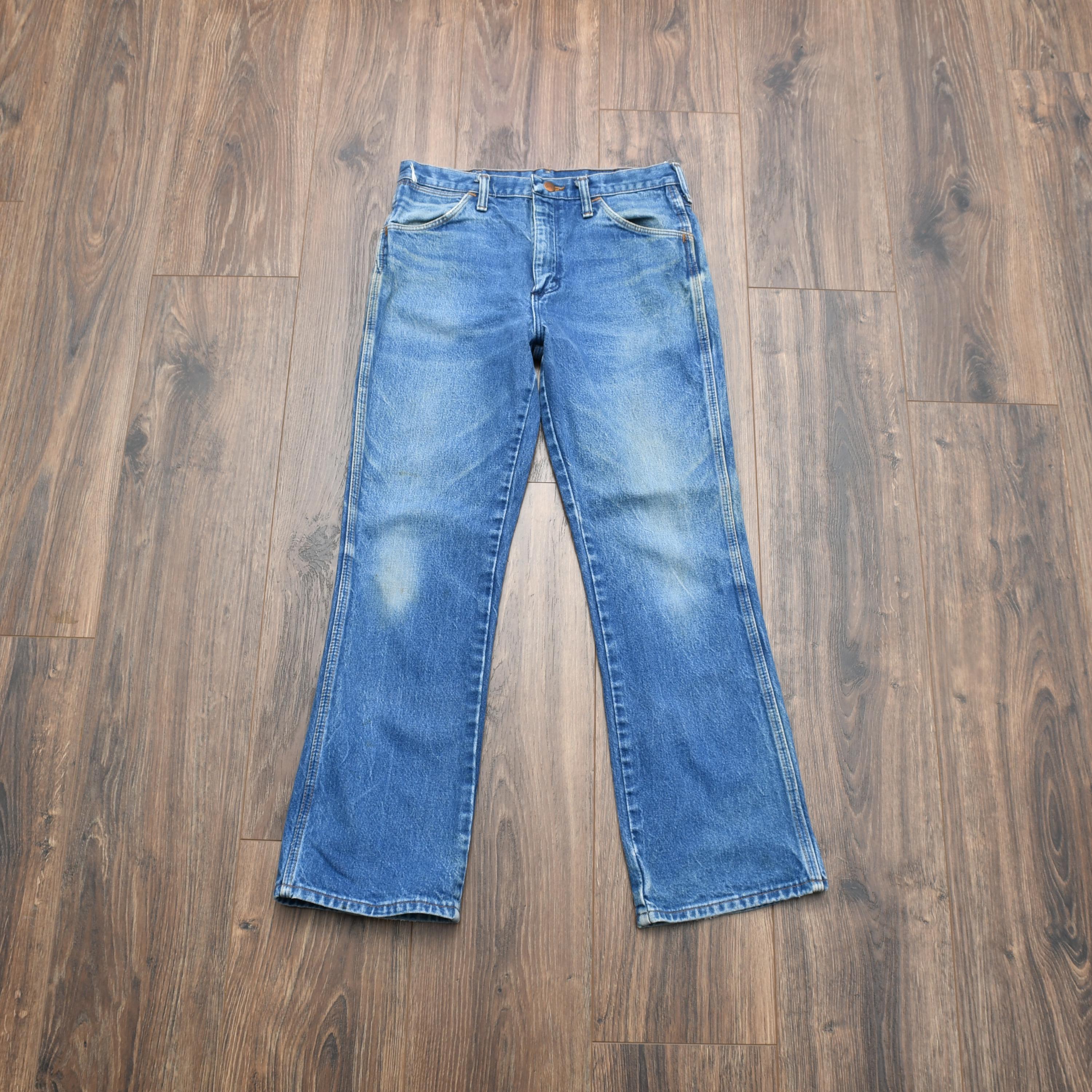 Vintage 80s Wrangler Jeans Boot Cowboy Cut Regular Fit 32x30 Tag