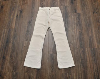 Vintage Levi's 646 Cordhose aus den 70er Jahren, cremeweiß, Schlaghose, Größe 30x32, Bundweite 30