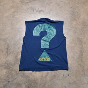 90年代ヴィンテージのGuess Tシャツ、メンズ、レディース、ユニ
